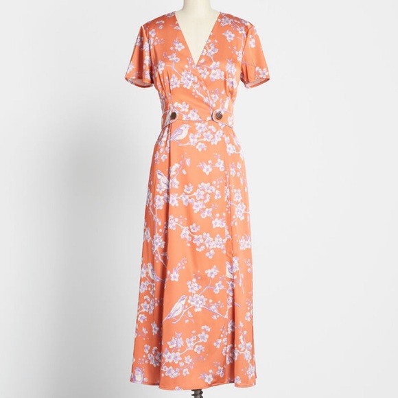 Modcloth Dresses & Skirts - Orange Kimono Style Dress